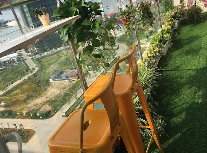 Greenhouse Homestay Apartahotel